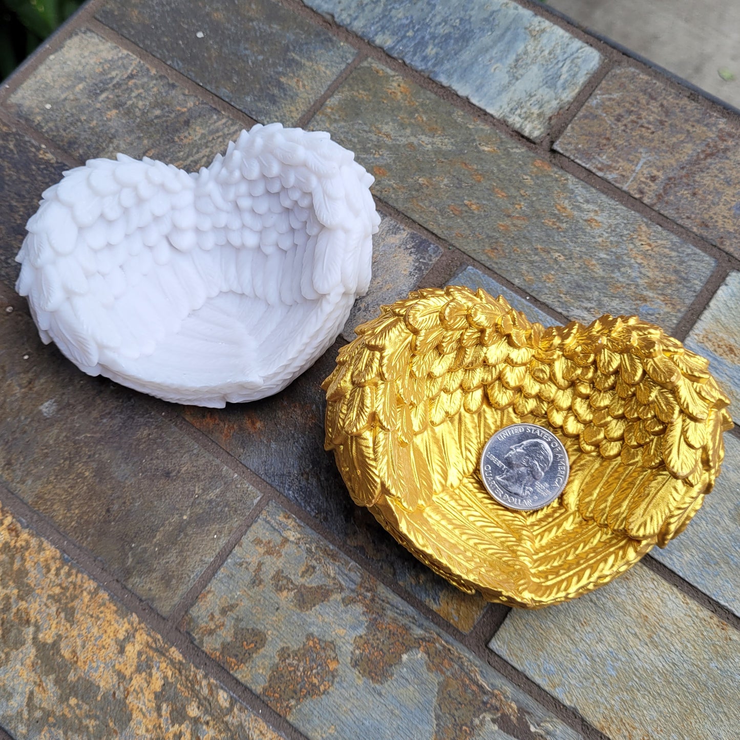 Angel Wings Heart Dish in Gold, Silver or White, for Crystal Balls and Other Treasures