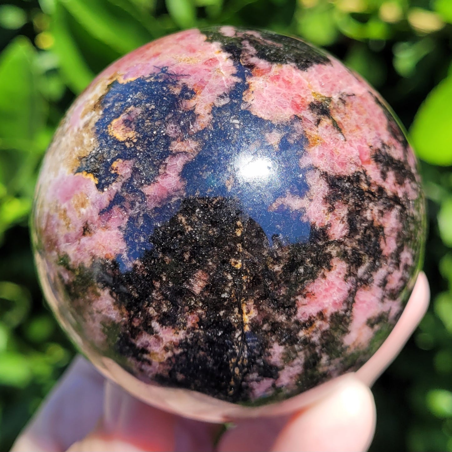 Rhodonite Sphere, 652g, 70mm, 2.8" (#A)