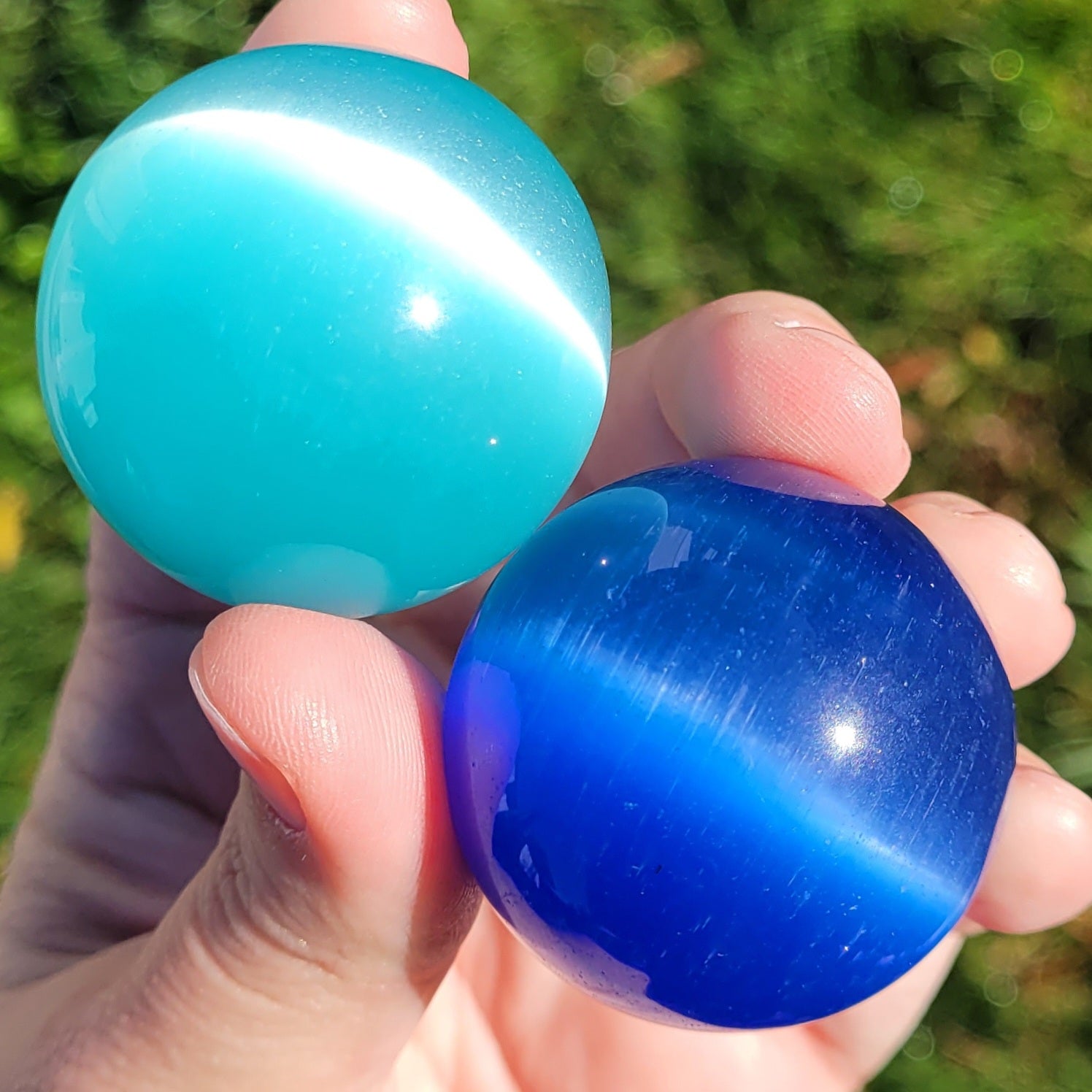 Cats Eye Spheres to Choose From in Teal or Blue