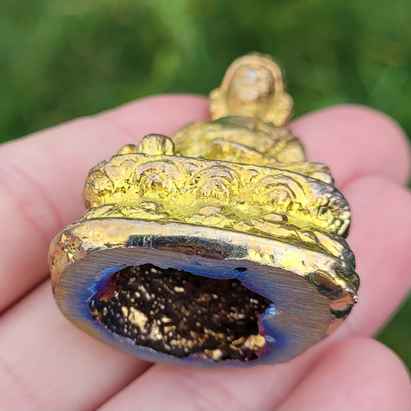 Gold Bismuth Quan Yin