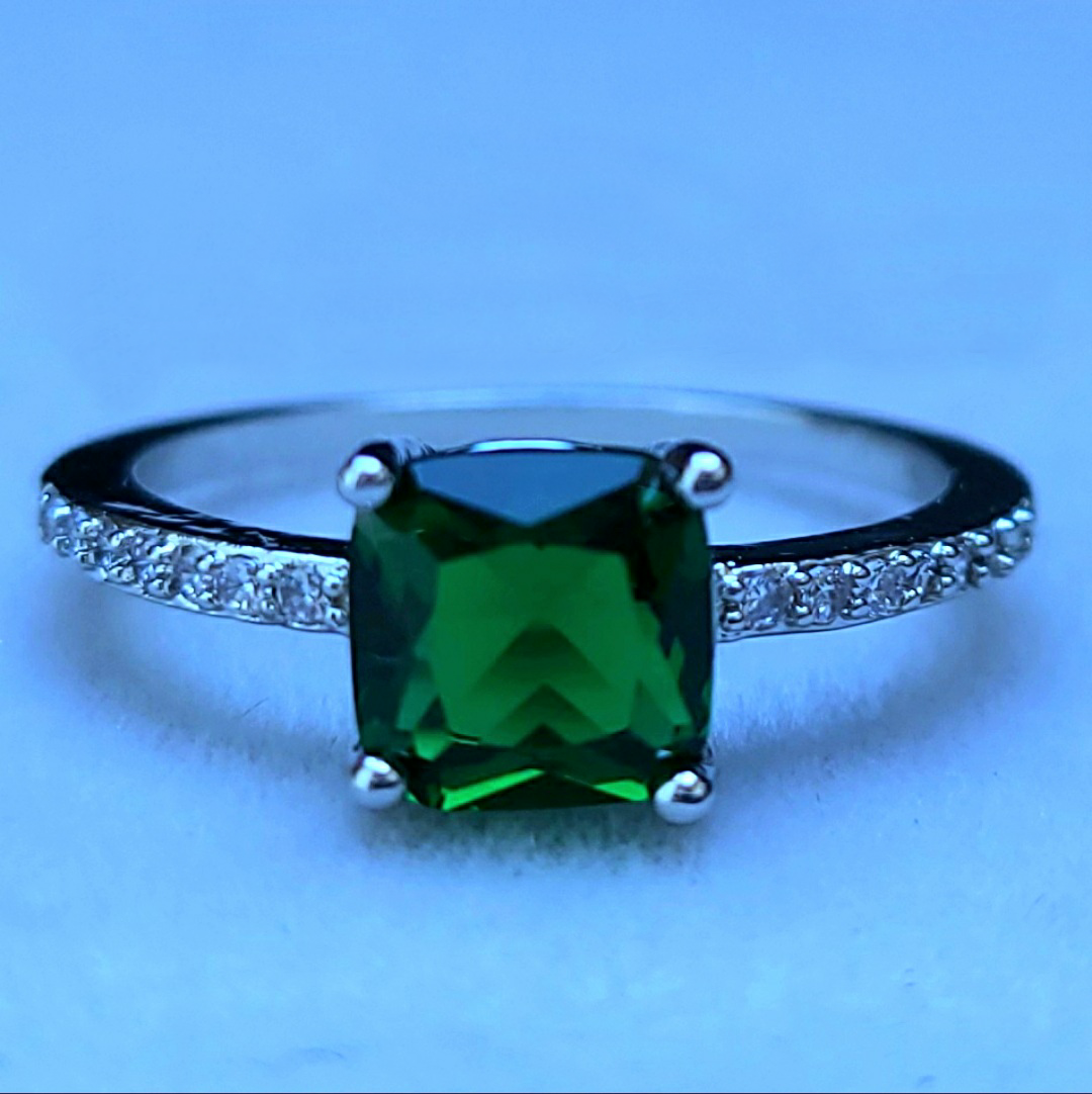 Emerald Green Square Sapphire Sterling Silver Plated Ladies Ring- Sizes 6.75, 7, 7.75, 8, 9, 9.5