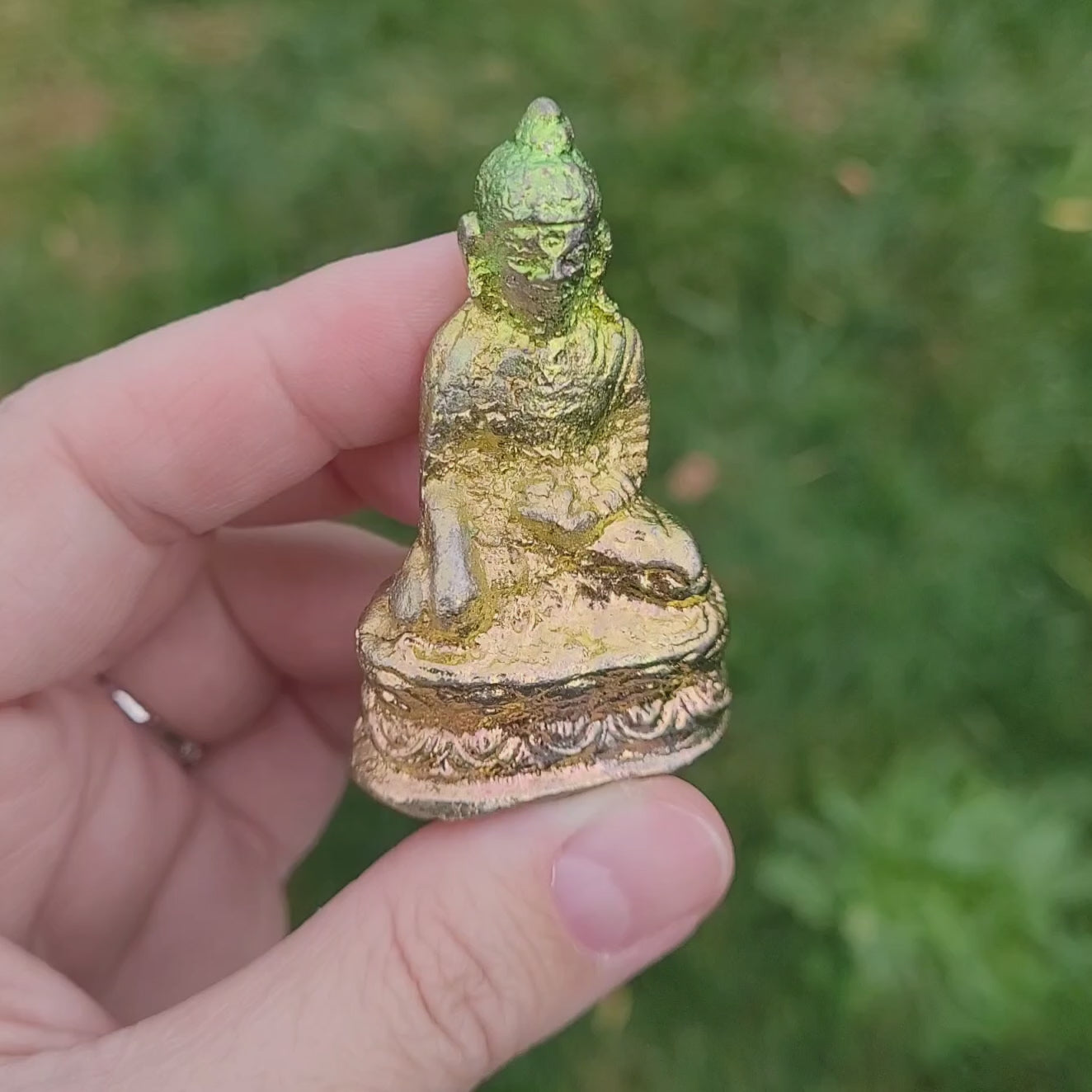 Green and Gold Bismuth Quan Yin