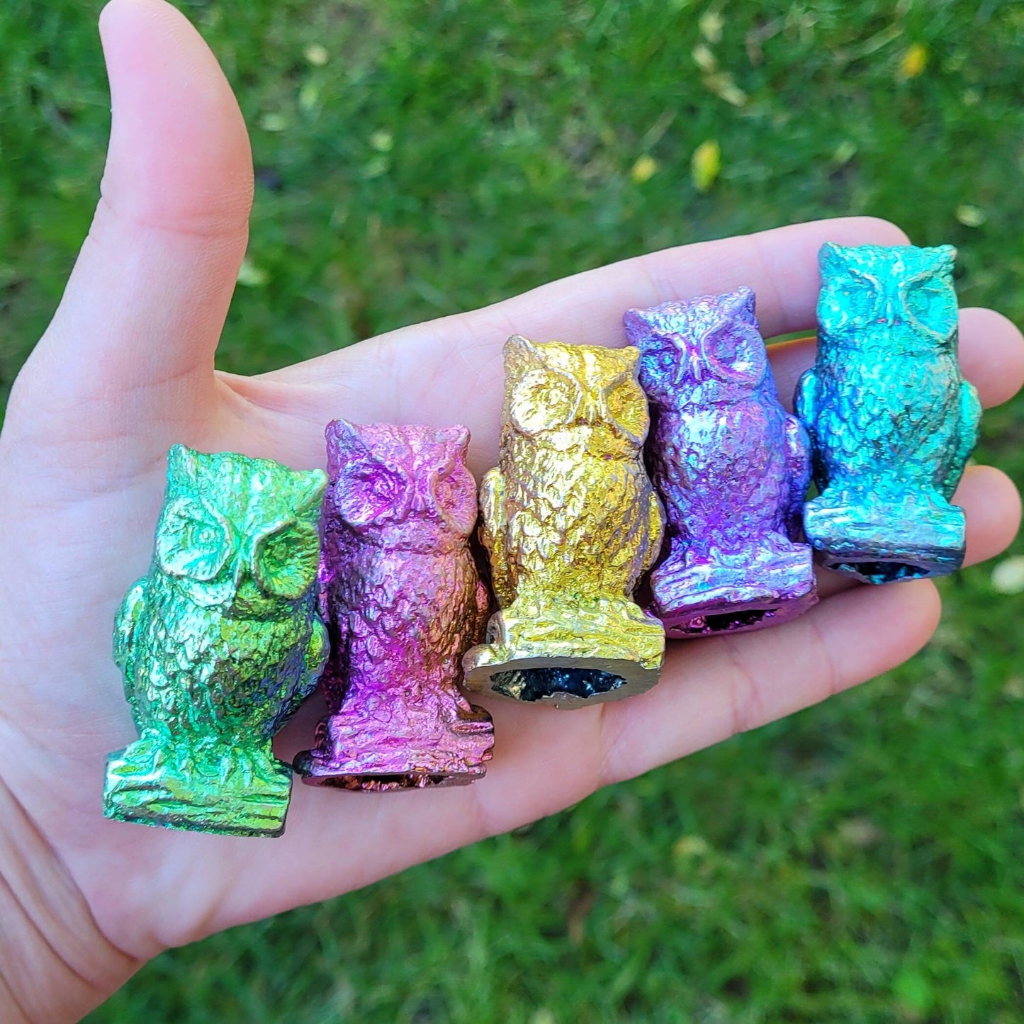 Bismuth Owl in Rainbow or Gold