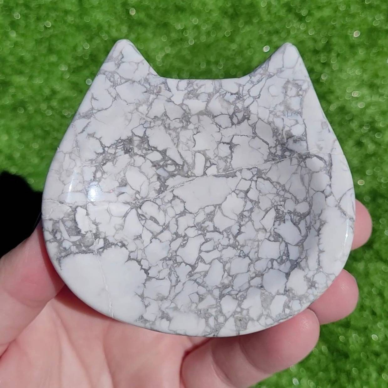 Howlite Crystal Cat Head Dish/Bowl, Repaired (#A)